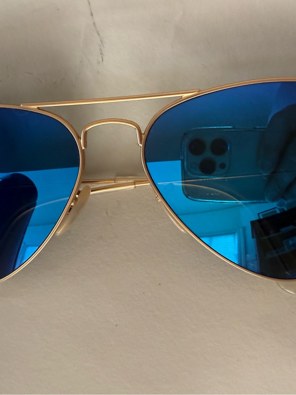 Ray Ban Aviators - Picture 3 of 9
